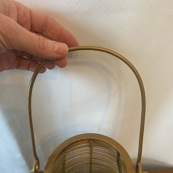 Charming pair of brushed gold hanging wire candle holder lanterns Cottagecore - Picture 6 of 10